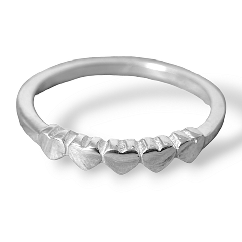 925 Sterling Silver Row of Hearts Ring - Charming and Trendy Ltd