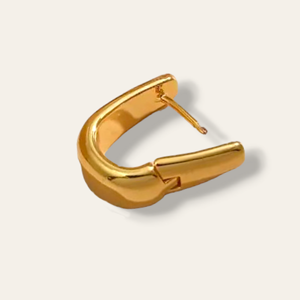 18ct Gold-Plated Bucket Square Hoop Earrings - Charming and Trendy Ltd