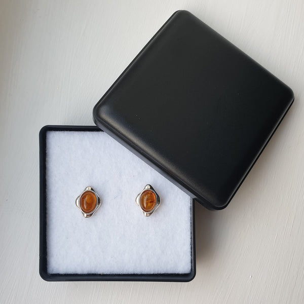 925 Sterling Silver Set Baltic Amber Oval Stud Earrings - Gift Boxed - Charming And Trendy Ltd