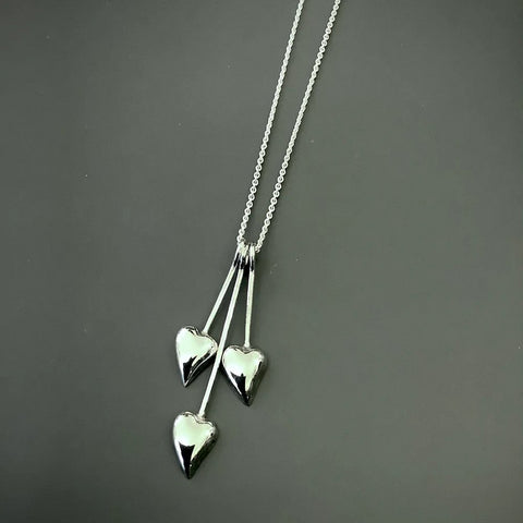 925 Sterling Silver Hand Crafted Pebble 3 Heart Pendulum Necklace - Charming and Trendy Ltd