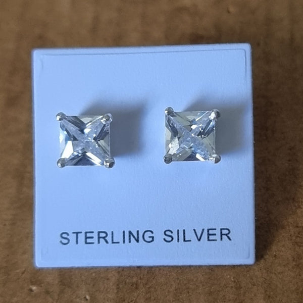 Clear Crystal 6mm Claw Sterling Silver Stud Earrings from 'Beginnings London' - Charming And Trendy Ltd