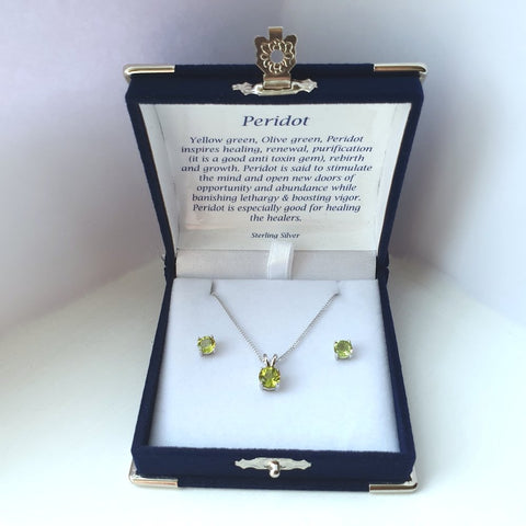 925 Sterling Silver Peridot Solitaire Pendant & Stud Earring Set (Boxed) - Charming And Trendy Ltd